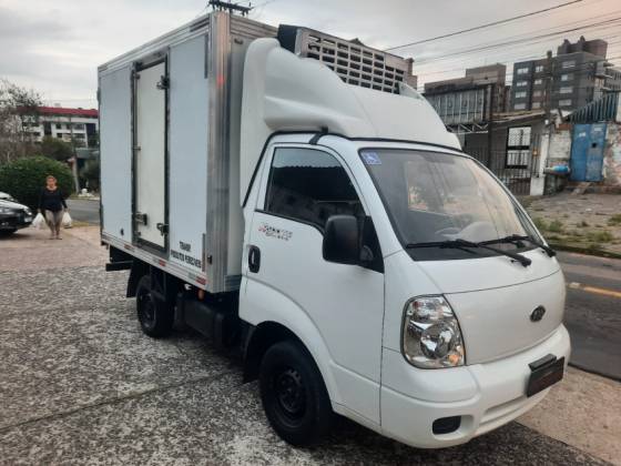 KIA BONGO 2.5 K-2500 4X2 CS TURBO DIESEL 2P MANUAL KIA BONGO 2.5 K-2500 4X2 CS TURBO DIESEL 2P MANUAL